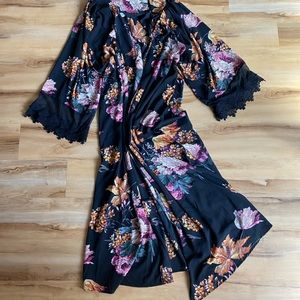 Black full length kimono